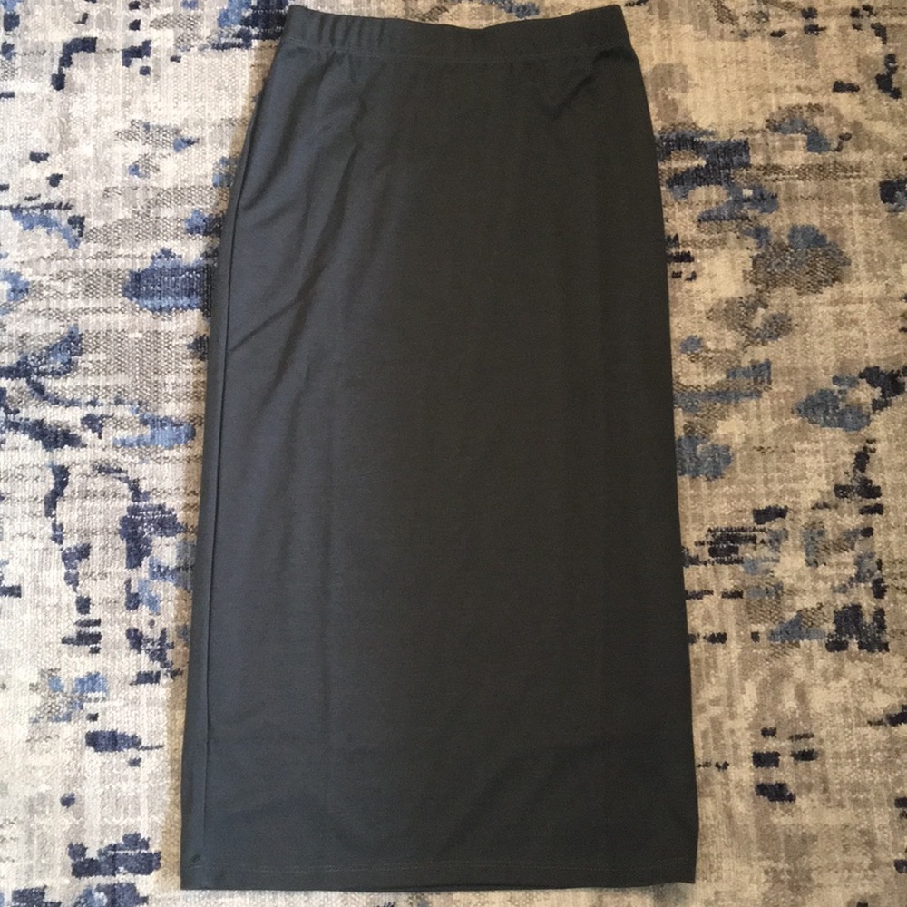 NWOT slate gray midi skirt